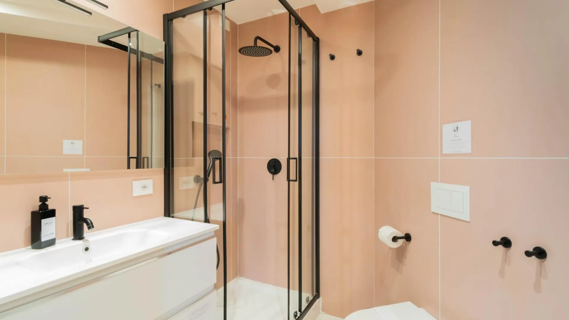 Design Suite 39 - Metropolitana M4 - Aeroporto Linate Milan Apartment